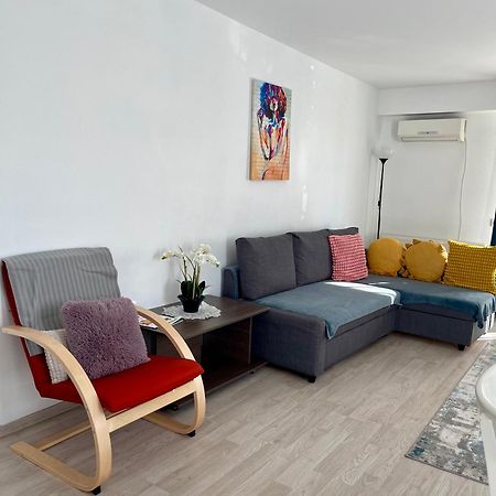 Fly Airport Residences & Therme-Self Check-In Otopeni Eksteriør bilde