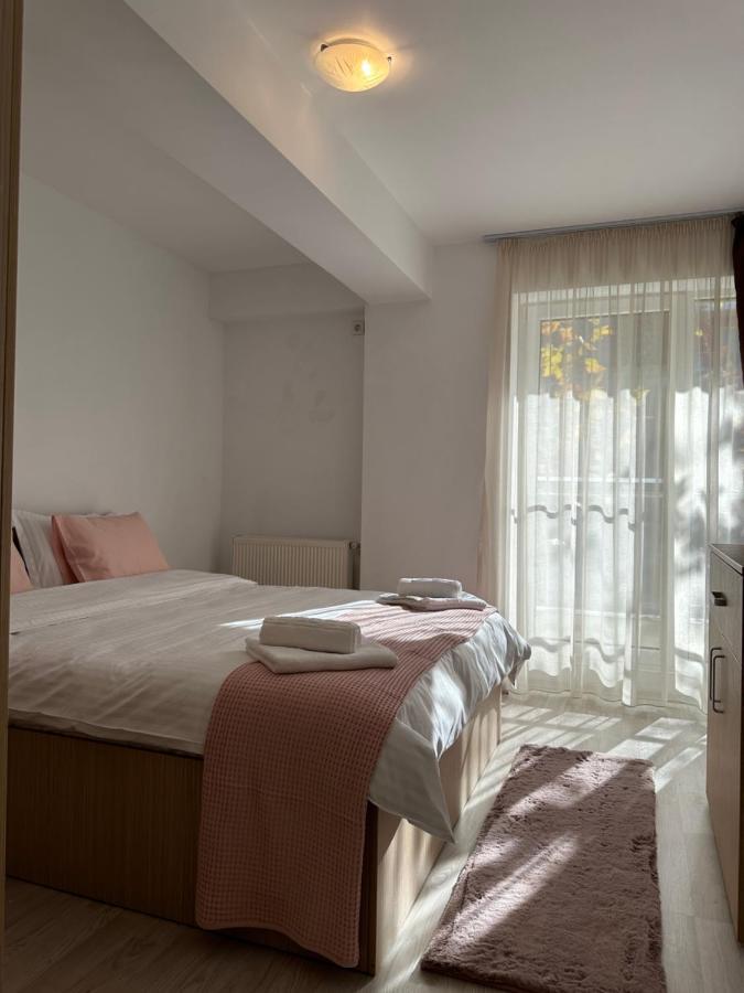 Fly Airport Residences & Therme-Self Check-In Otopeni Eksteriør bilde